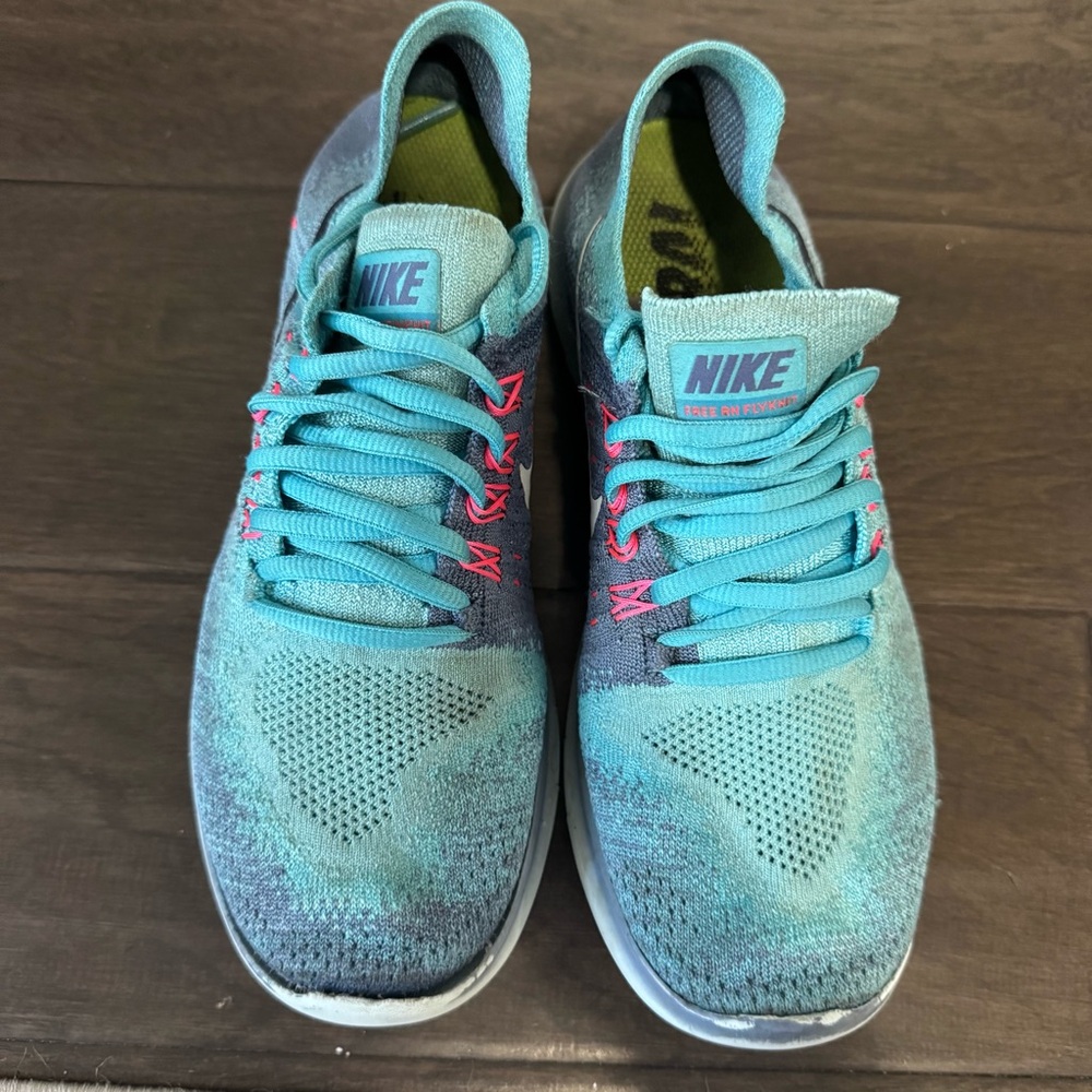 Nike Women's Teal and Pink Athletic Shoes - Picture 7 of 9